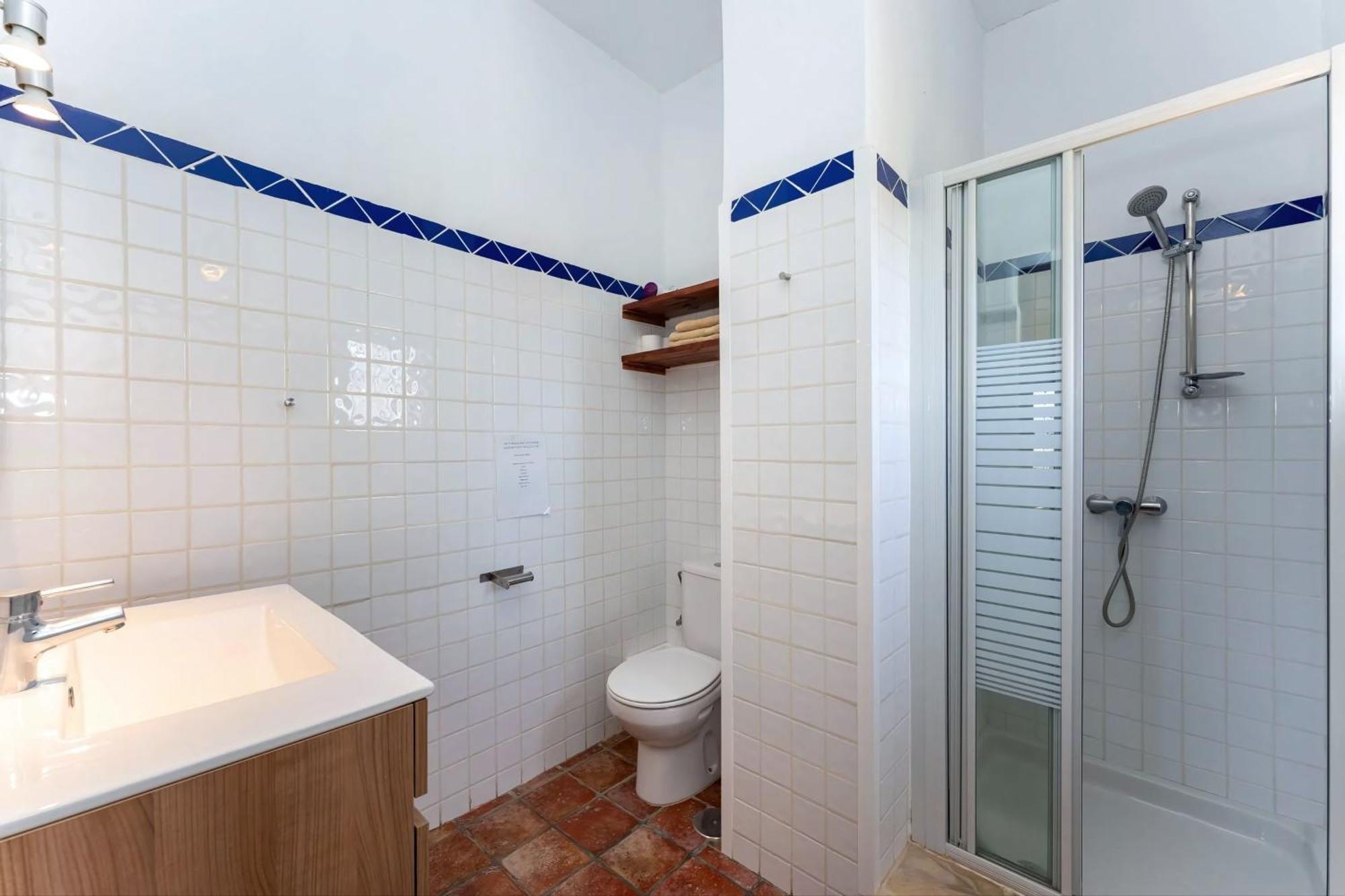 Castle Tower Ground Floor Apartment In Rural Holiday Park 'Cezanne' Tolox Exterior photo